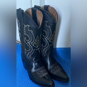 Black and Gold Cowboy Western Boots with Decorative Stitching